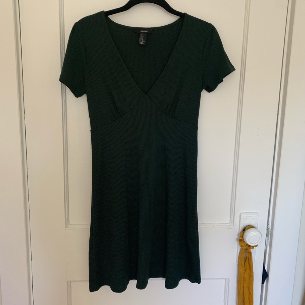 Forever 21 green mini dress, size 2, V neck